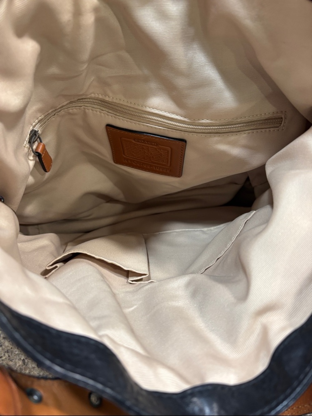 Coach Chelsea Classic Black Leather Hobo Bag with Tan Accents#10959 RARE - Picture 7 of 9